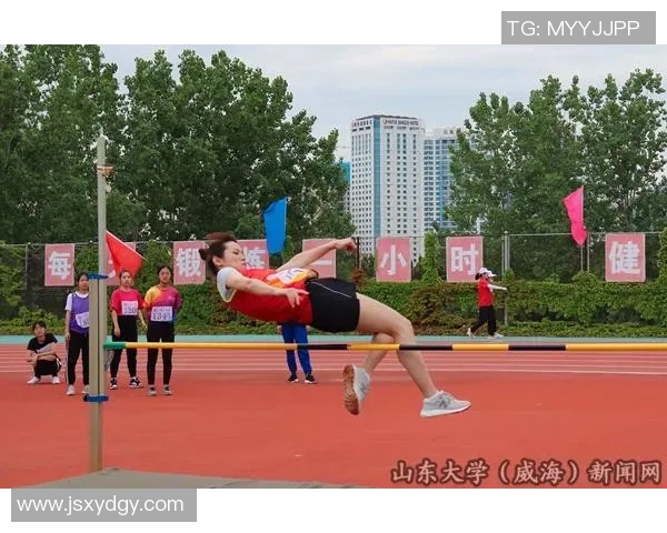 团体操与足球的完美结合探索团队协作与运动魅力的无限可能 团体操与足球的完美结合探索团队协作与运动魅力的无限可能